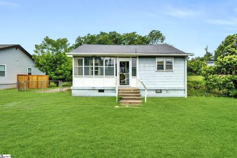 69 Dorsey Avenue