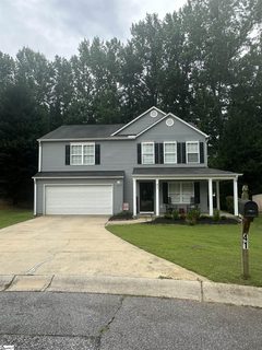 41 Red Holly Way sold home in White Oak Ridge, Travelers Rest, SC