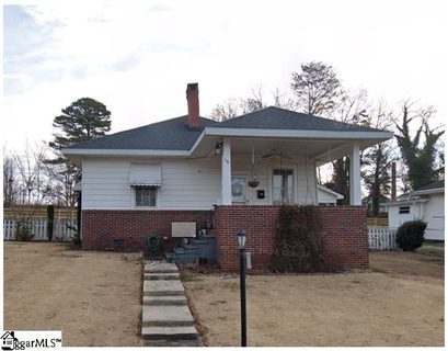 16 Upland Street
