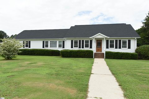 201 Andulusian Trail sold home in Heritage Lakes, Simpsonville, SC