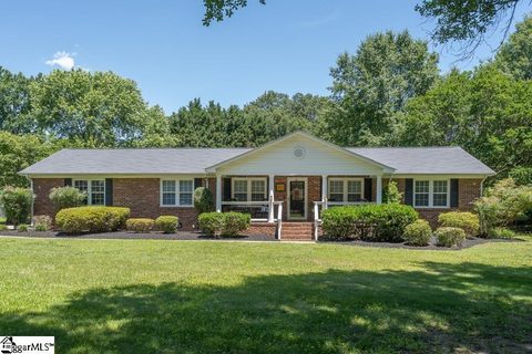 140 Eastview Circle sold home in Eastview Heights, Simpsonville, SC