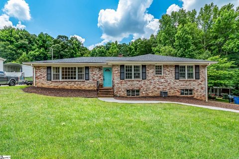 121 Greenbriar Drive sold home in Greenbrier, Simpsonville, SC
