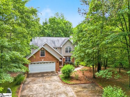 104 E Commodore Drive sold home in Crystal Bay, Cross Hill, SC