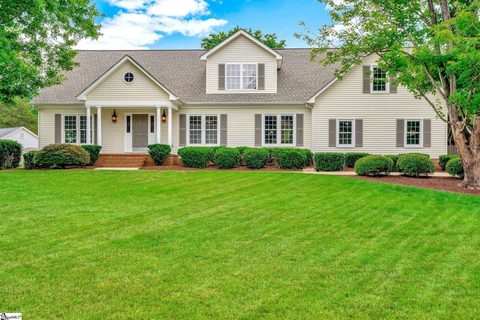 203 Yellow Poplar Court sold home in Poplar Ridge, Simpsonville, SC