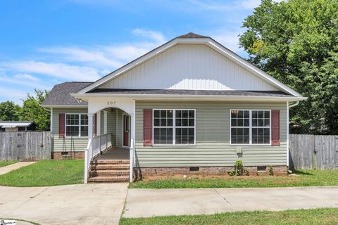 207 Old Paris Mountain Road sold home in Brutontown, Greenville, SC