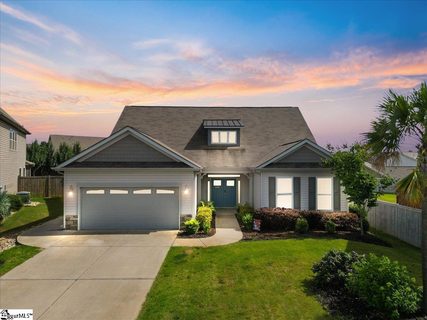906 Deephallow Place