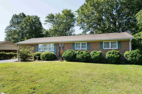 106 Bedford Road sold home in Vanderbilt Hills, Spartanburg, SC