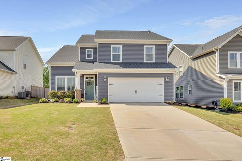 217 Foxbank Circle