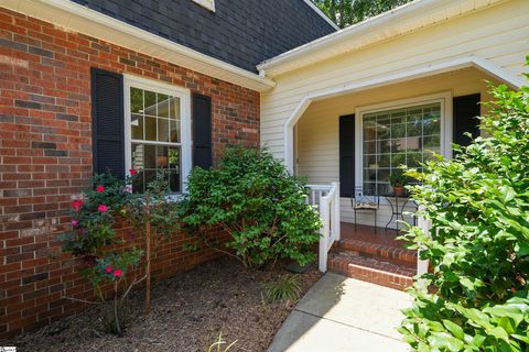 208 Stonehedge Drive sold home in Foxcroft, Greenville, SC