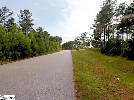 Highlands Ridge Road