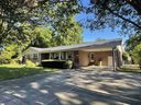 102 W Maple Street sold home in Clinton, SC