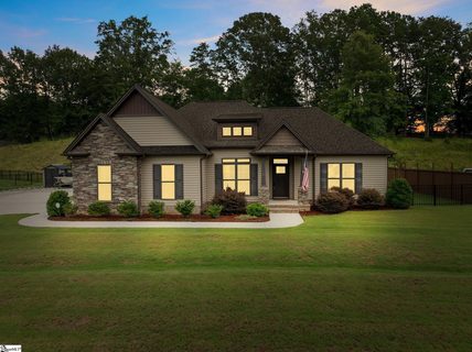 118 Mountain Lake Drive sold home in Mountain Lakes Estates, Piedmont, SC