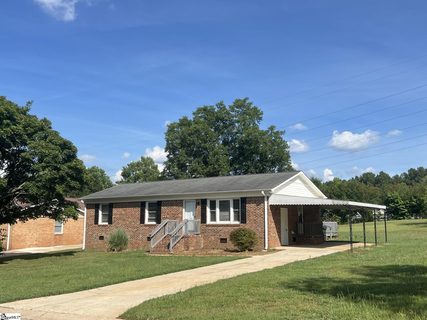 102 Spruce Avenue sold home in Maplewood, Greer, SC