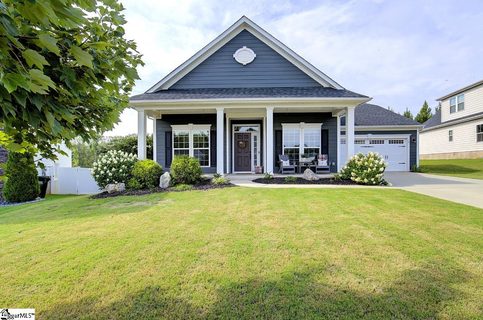 12 Mohegan Way