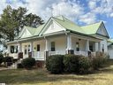 324 W Main Street sold home in Taylors, SC