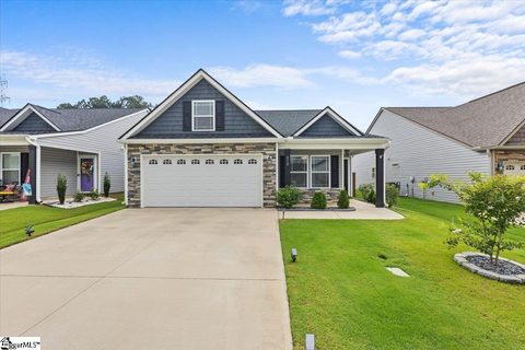 810 Highland View Road sold home in North Village, Boiling Springs, SC