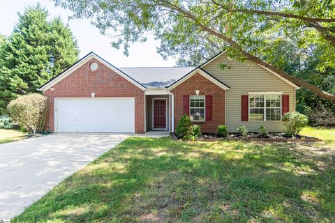 307 Appleton Lane sold home in The Grove, Mauldin, SC
