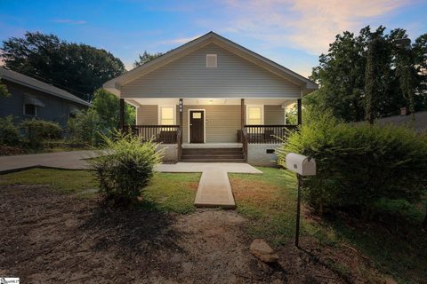 323 Tremont Avenue