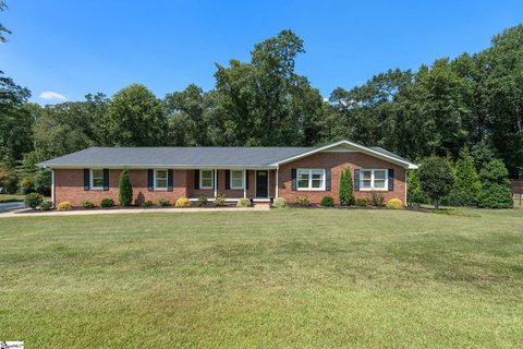 1153 Lakeview Drive sold home in Colonial Acres, Greenville, SC