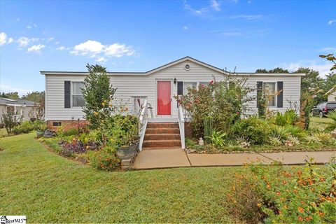 3 Farm Dell Court sold manufactured home in Oak Wind Estates, Greer, SC