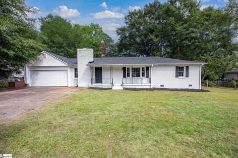 111 Sulphur Springs Drive sold home in Riverdale Acres, Greenville, SC