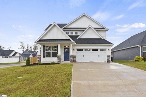 2292 Davenport Court
