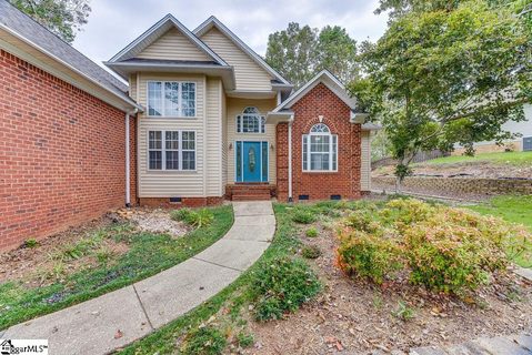 526 Scenic Oak Drive