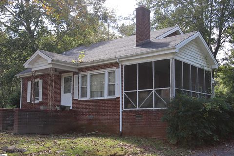 35 Emma Street
