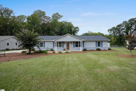 127 Montclair Road sold home in Montclaire, Mauldin, SC
