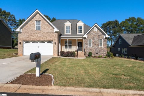 10 Manorwood Court sold home in Lennox Lake, Simpsonville, SC