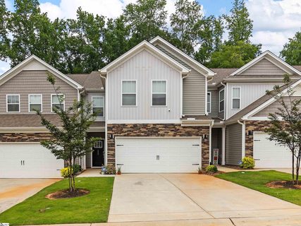 352 Waterhall Lane sold townhome in Clayton Manor, Spartanburg, SC