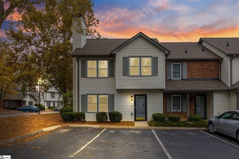 1901 Spring Wood Drive sold townhome in Summerwoods, Mauldin, SC