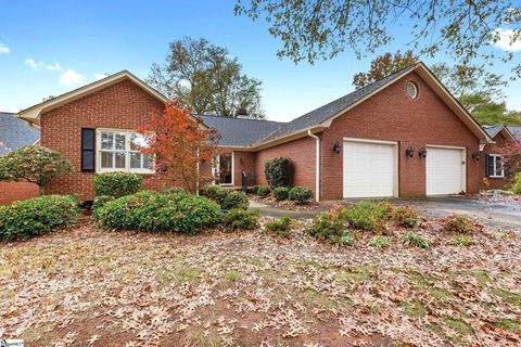 12 Fairoaks Drive sold townhome in Pelham Oaks, Greenville, SC