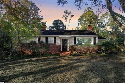 260 E Park Drive