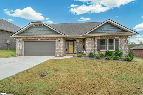 521 Flying Squirrel Way sold home in Hidden Lake Preserve, Greenville, SC
