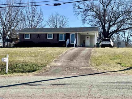 512 Overbrook Drive sold home in Sherwood Forest, Seneca, SC