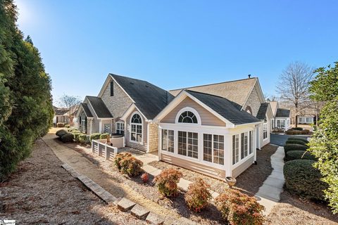 111 Ravines Lane
