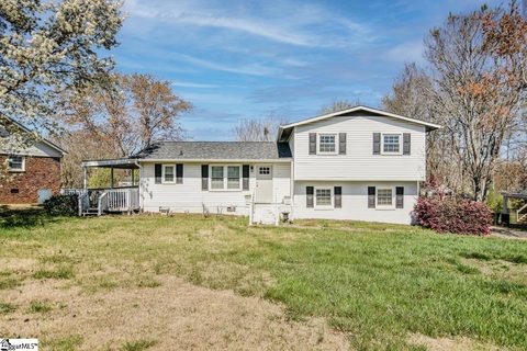 103 Spruce Avenue sold home in Maplewood, Greer, SC