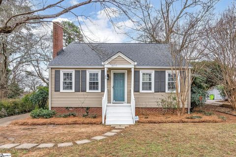 26 Waters Avenue sold home in Pickwick Heights, Greenville, SC