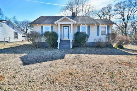 221 Mcdowell Street sold home in Woodville Heights, Greenville, SC