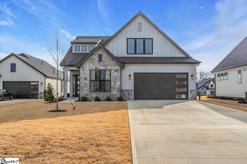 404 Coltop Court sold home in Pinecreek Cottages, Simpsonville, SC