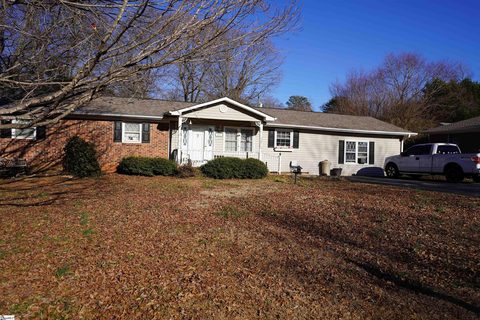 207 Highland Road sold home in Ridgewood Heights, Duncan, SC