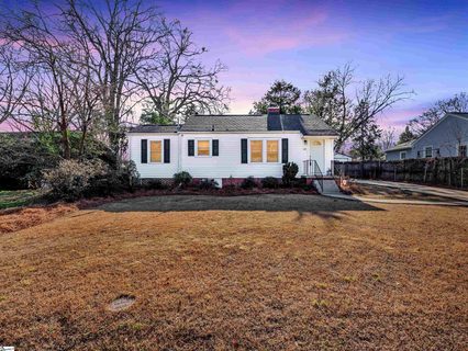 139 Sycamore Drive sold home in E Lynne, Greenville, SC