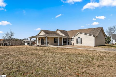 110 Sussex Way sold home in Stonehaven, Anderson, SC