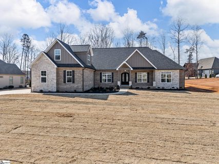 210 Grand Via Court sold home in Monreve Village, Boiling Springs, SC