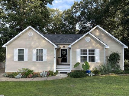 114 Fernwood Drive sold home in Tyger Woods, Greer, SC