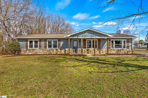 123 Cool Meadows Drive sold home in Cool Meadows, Piedmont, SC