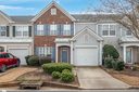 319 Claybrooke Drive sold home in Greer, SC
