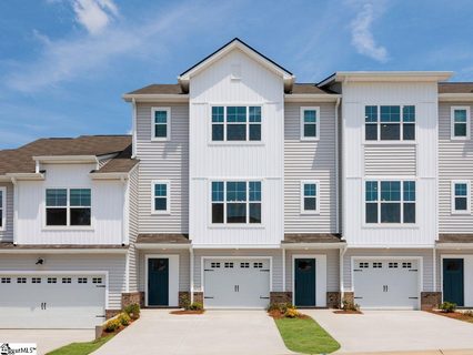 228 Taylor Woods Court active home in Miller Park, Greenville, SC