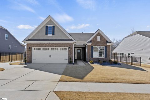 268 Double Crest Drive sold home in Lakeside @ Blue Ridge Plantation, Taylors, SC